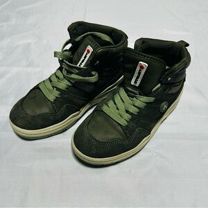 Airwalk Sneakers for Kids Size 13 Color Green Used Good Conditions Pre-Owned